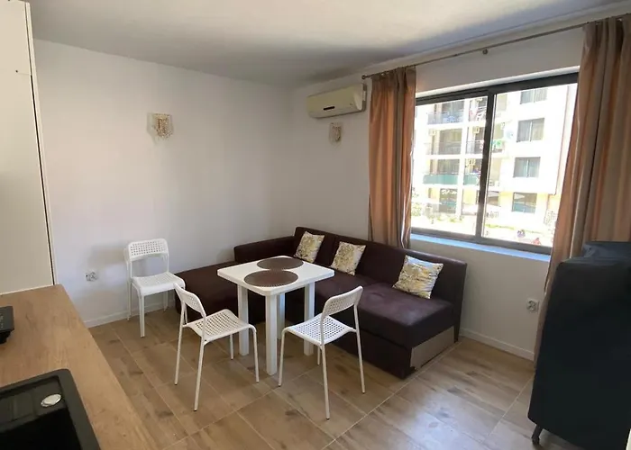 Avalon Lux サニービーチ