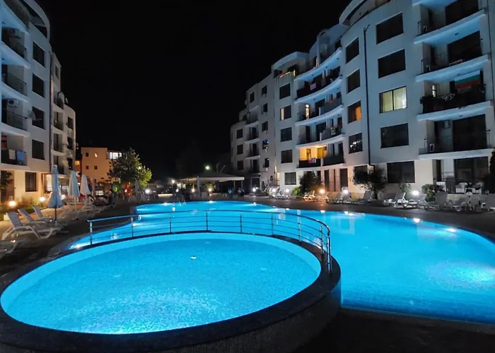 アパート Avalon Lux サニービーチ